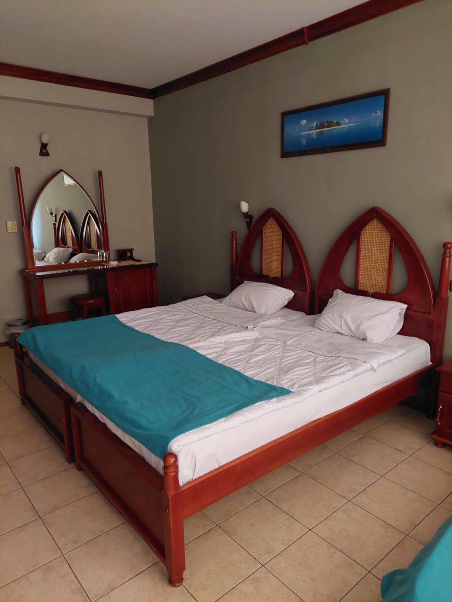 Hotel Manz 2 Pomorie Exterior photo